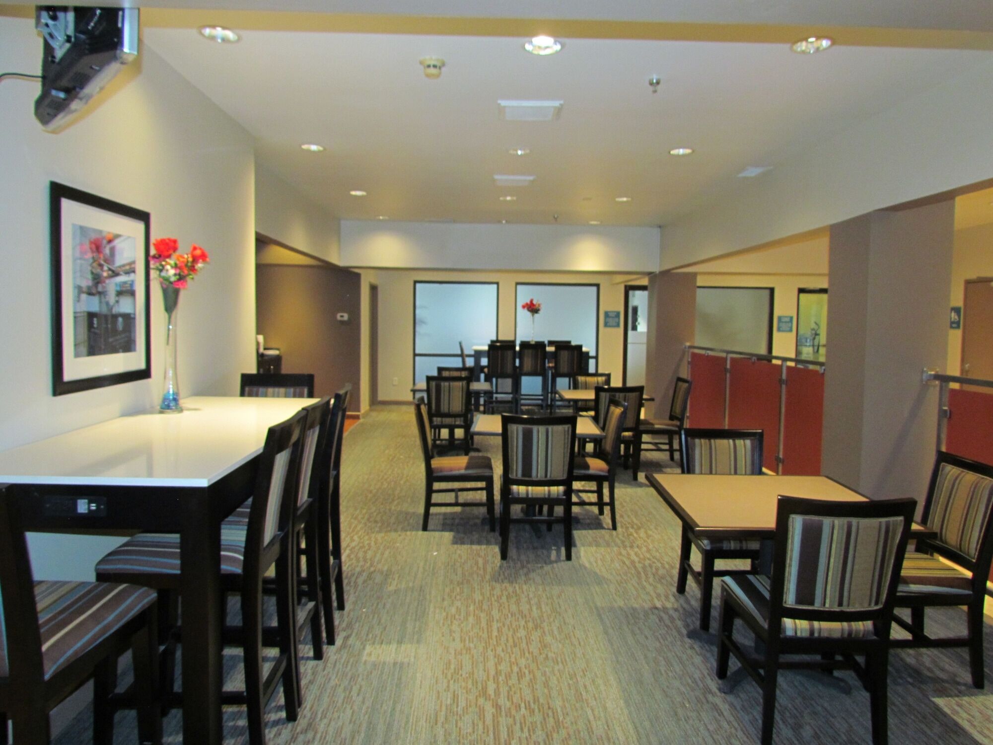 Ramada By Wyndham Glendale Heights/Lombard Hotel Exterior photo